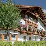 加尔尼维加雷泽旅馆 招待所 索尔登