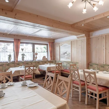Garni Vierjahreszeiten 3*