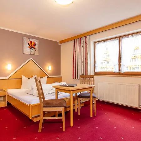Garni Vierjahreszeiten Guest house Solden