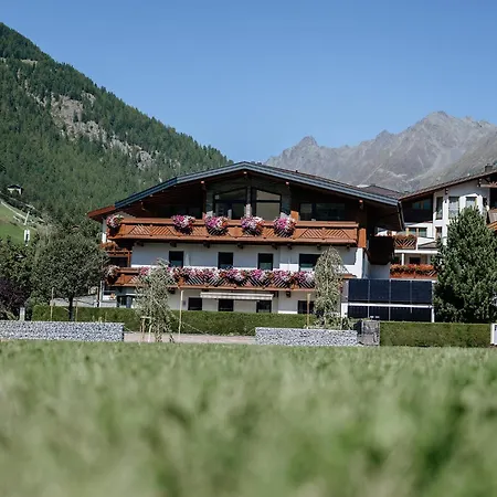 Garni Vierjahreszeiten Pensión Sölden
